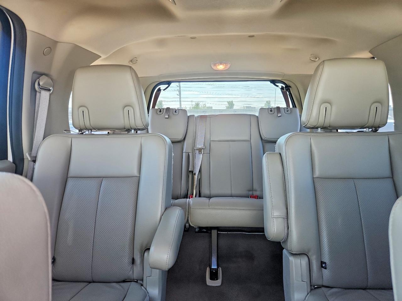 2013 Ford Expedition Limited - zdjęcie 10