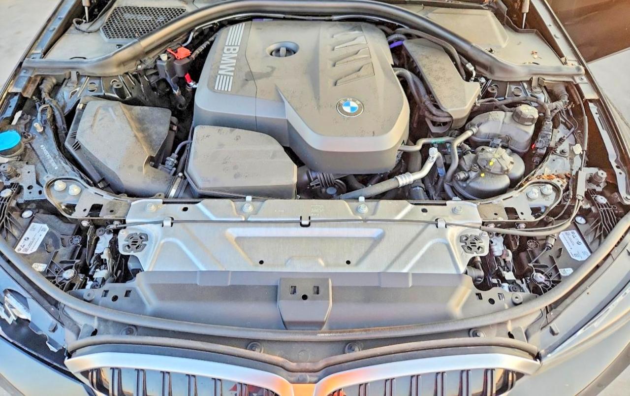2026 BMW Seria 3 330i - zdjęcie 11
