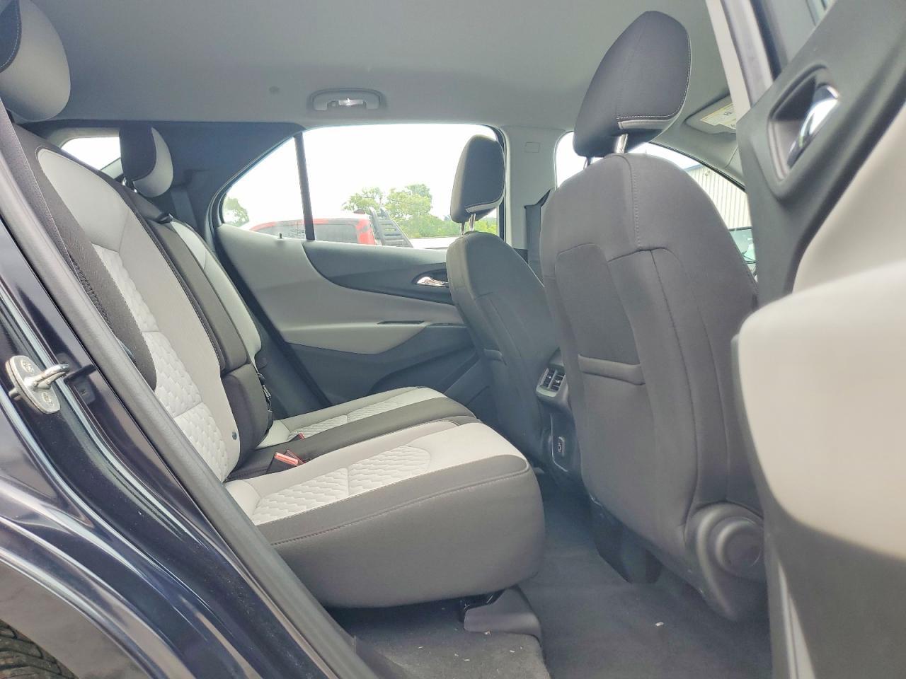 2020 Chevrolet Equinox Ls - zdjęcie 11