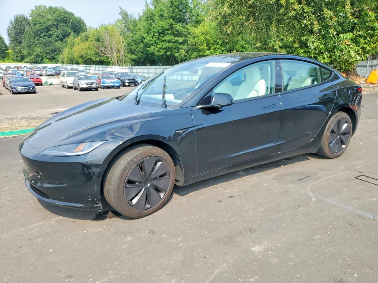 2024 Tesla Model 3 - zdjęcie główne