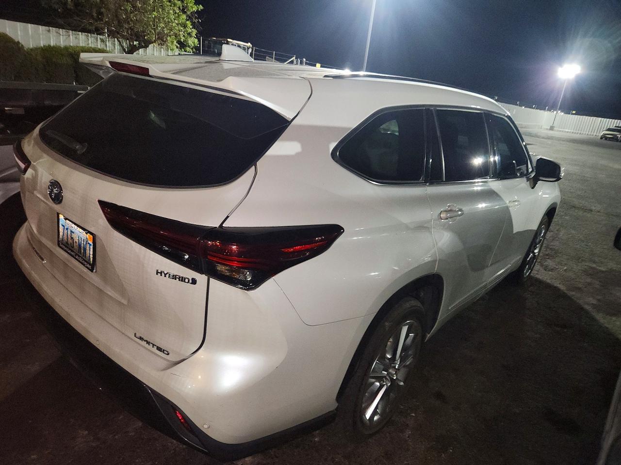 2023 Toyota Highlander Limited - zdjęcie 3