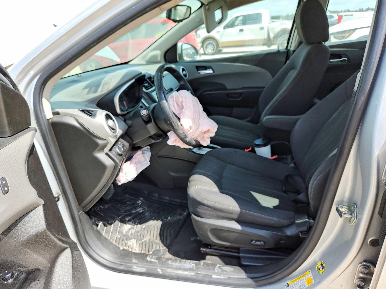 2018 Chevrolet Sonic Lt - zdjęcie 7