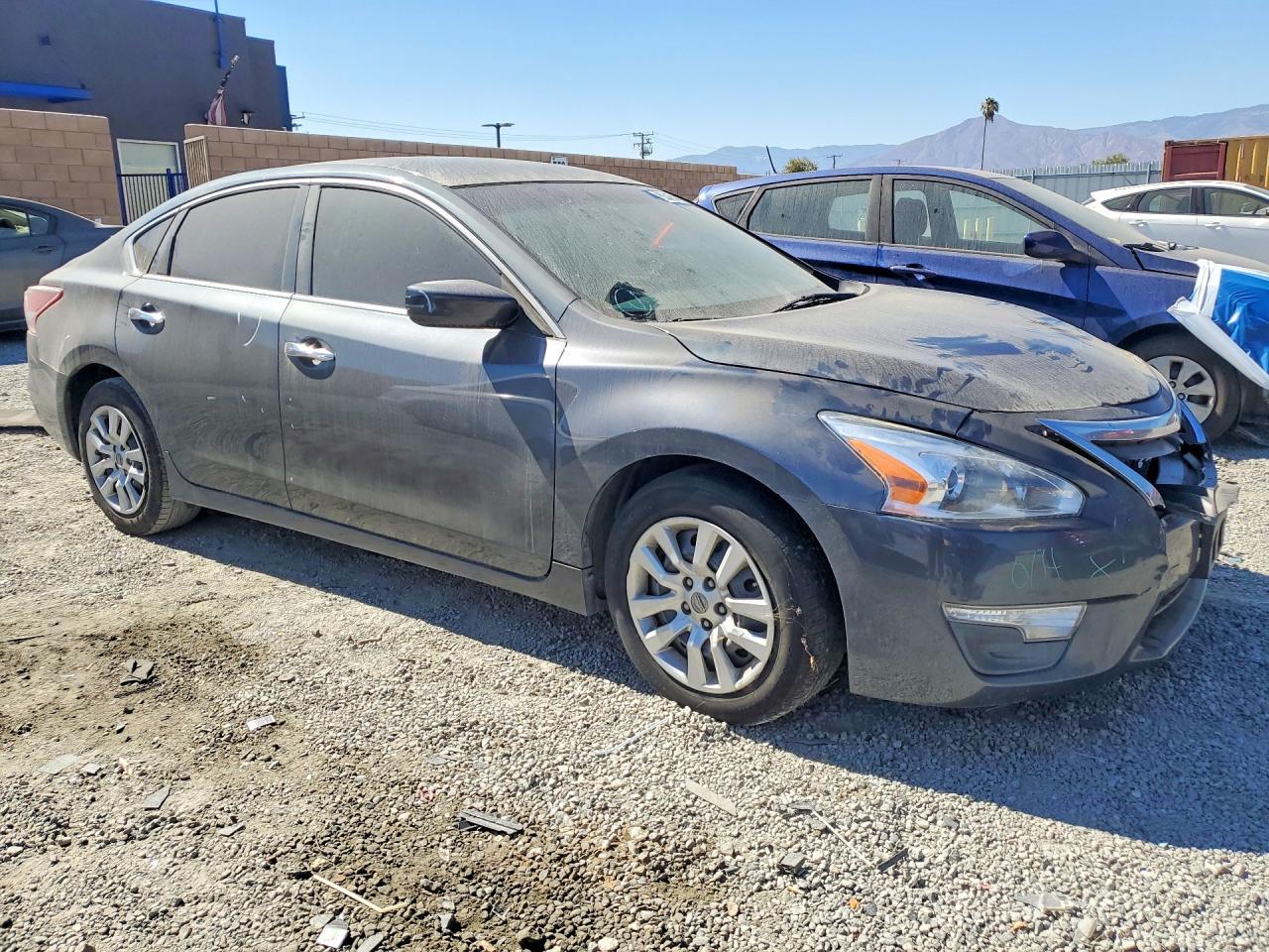 2013 Nissan Altima 2.5 - zdjęcie 4