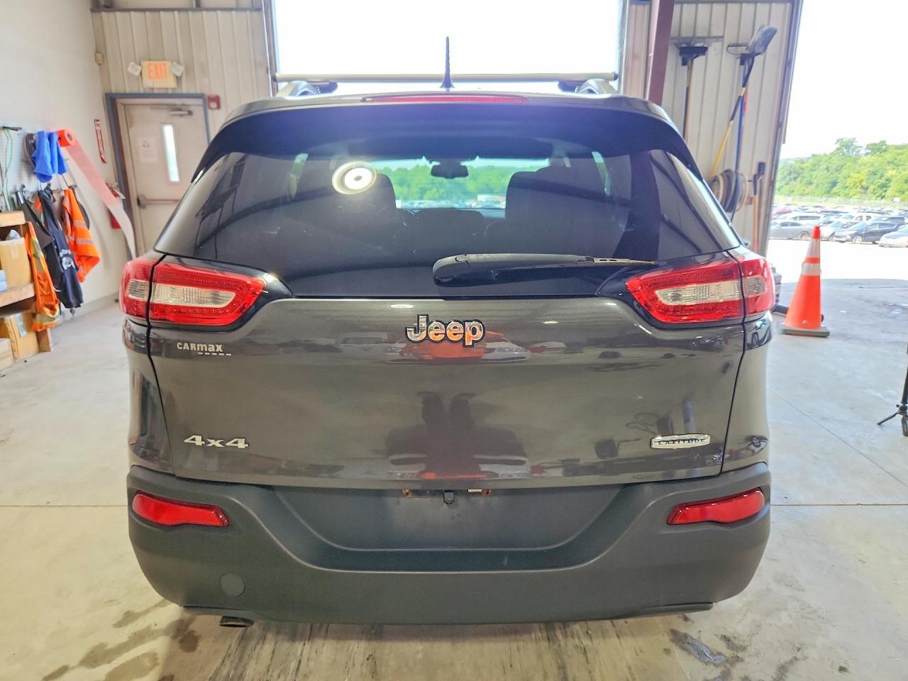 2014 Jeep Cherokee Latitude - zdjęcie 6