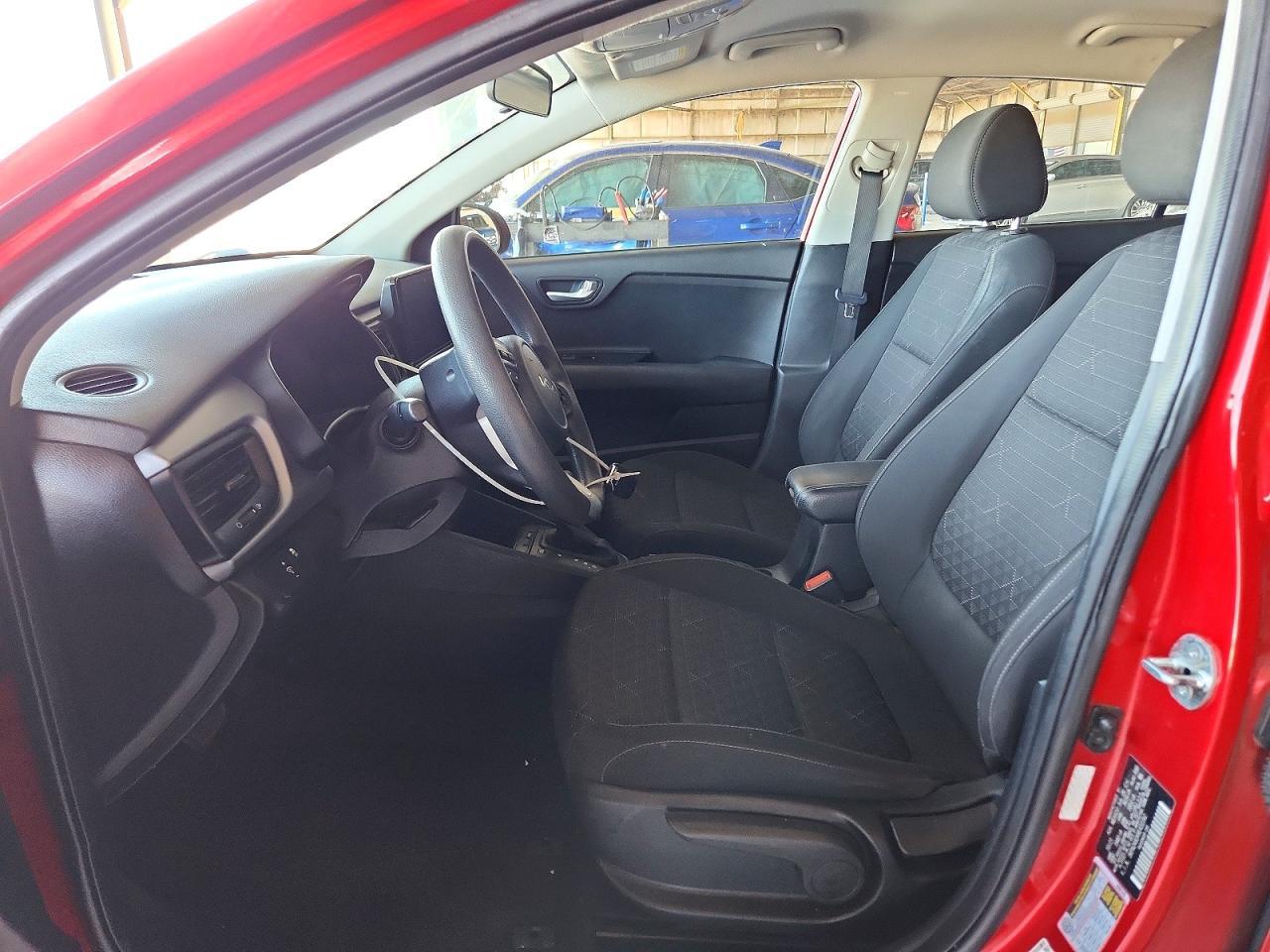 2022 Kia Rio S - zdjęcie 7