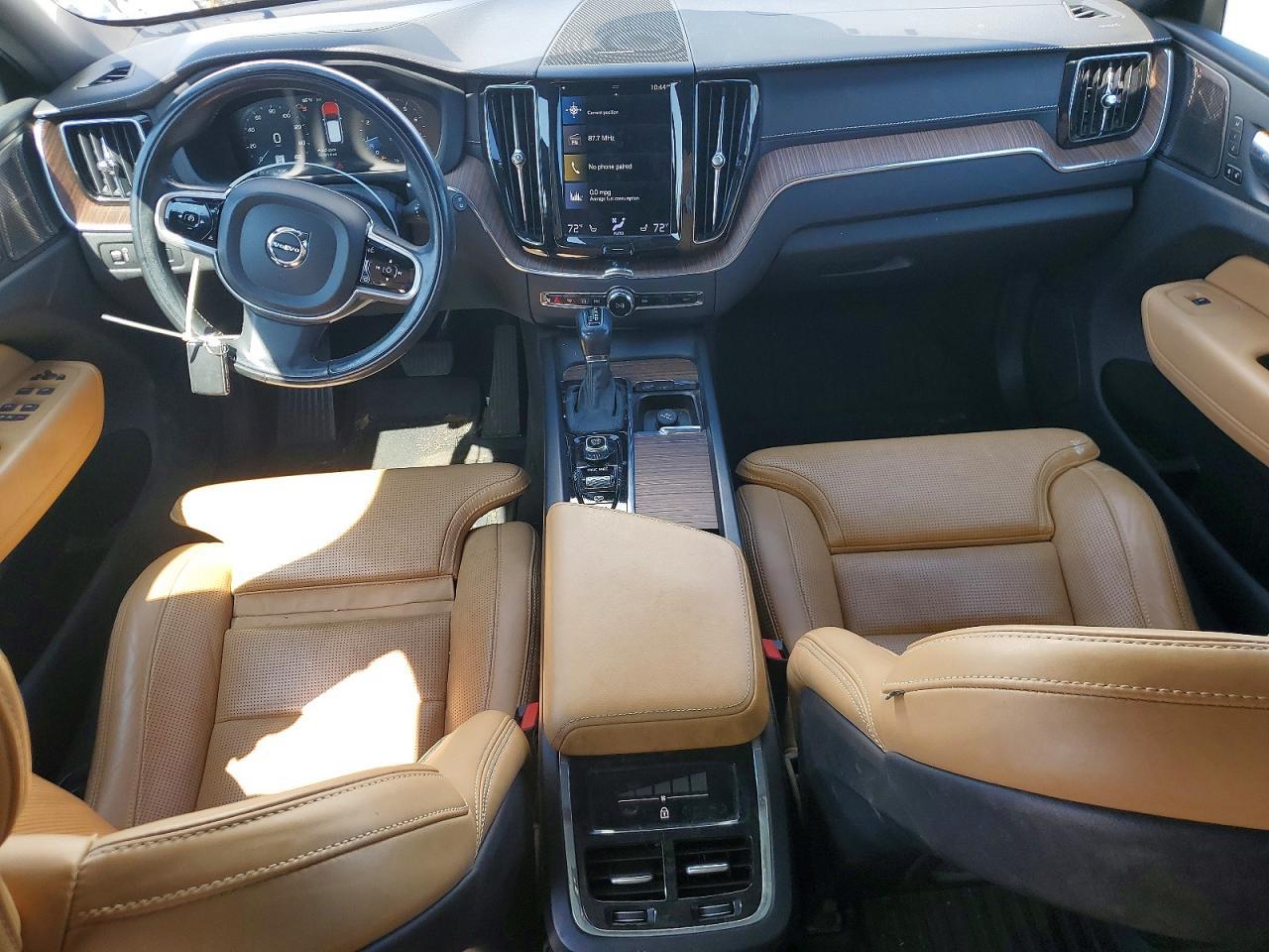 2021 Volvo Xc60 T5 Inscription - zdjęcie 8