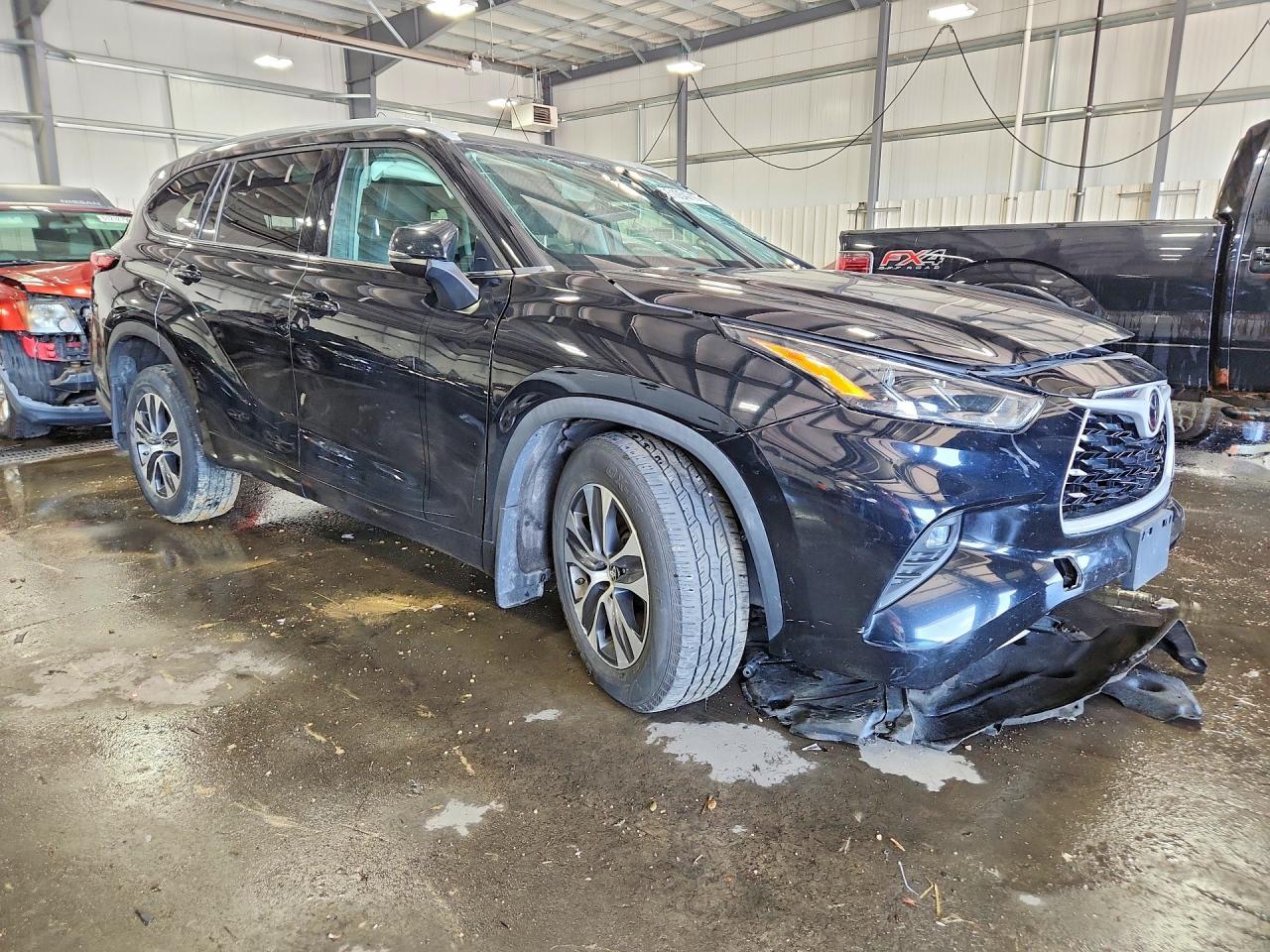 2022 Toyota Highlander Xle - zdjęcie 4