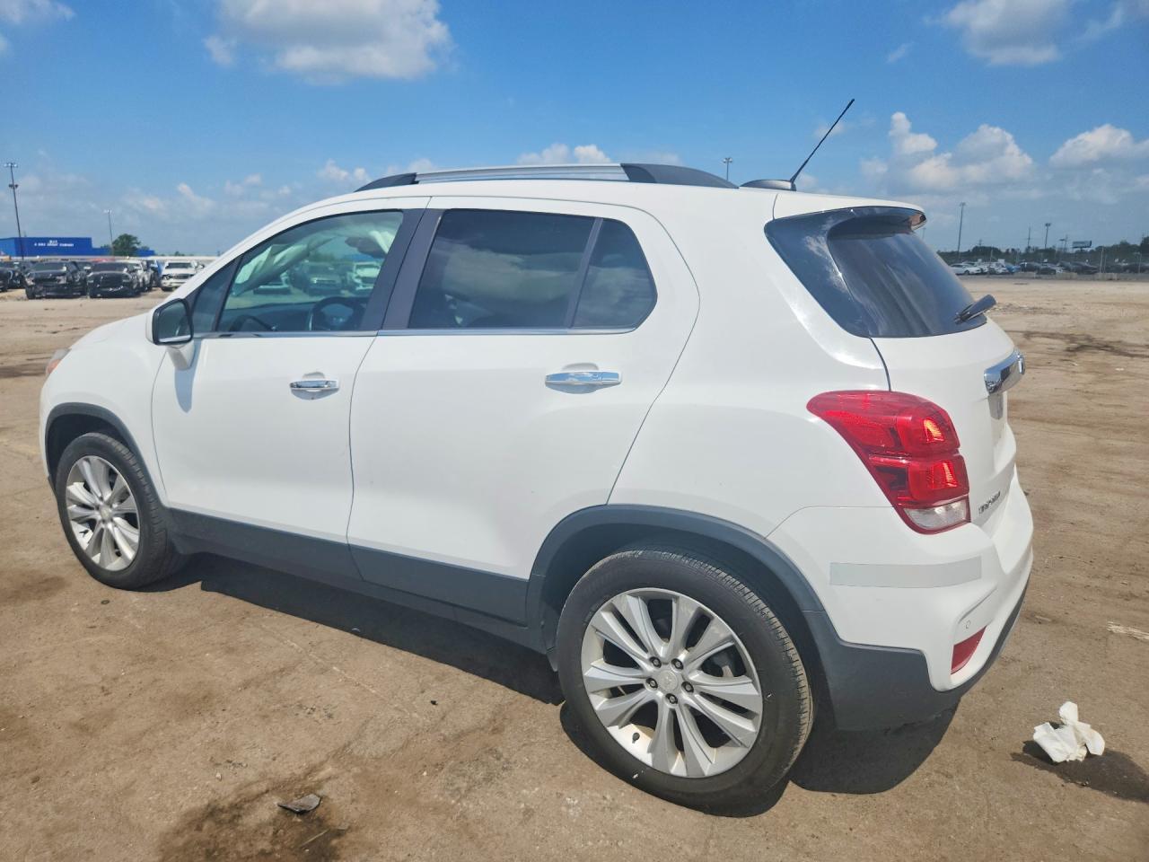 2018 Chevrolet Trax Premier - zdjęcie 2