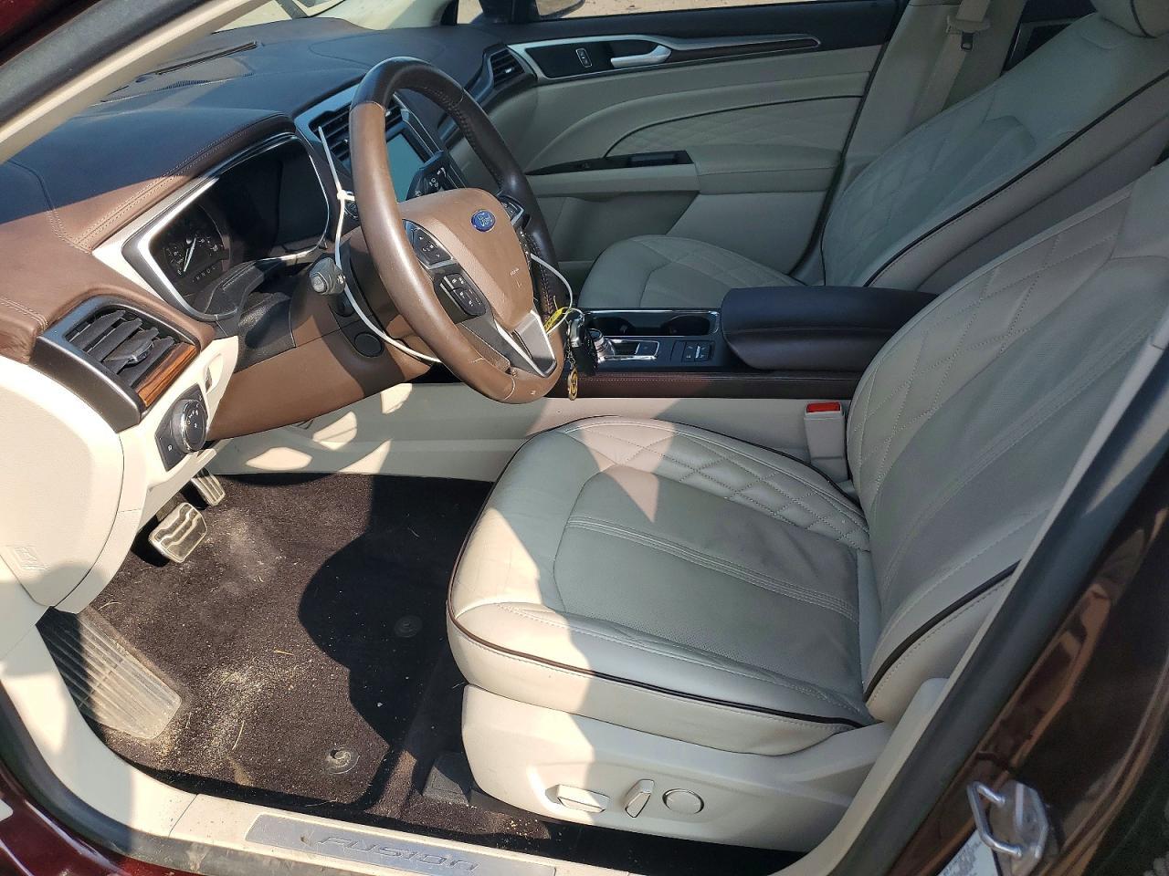 2017 Ford Fusion Titanium Hev - zdjęcie 7