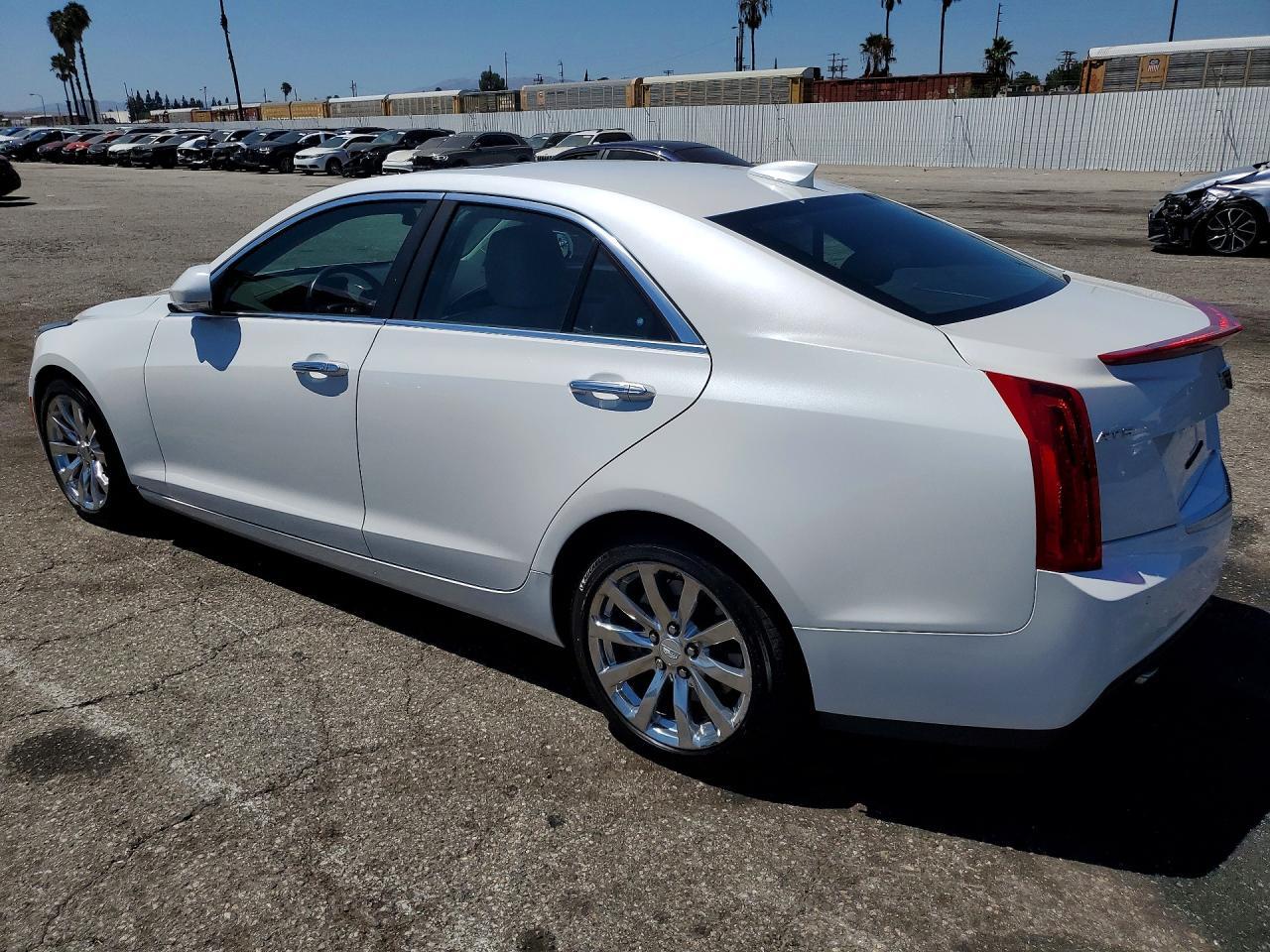 2017 Cadillac Ats Luxury - zdjęcie 2