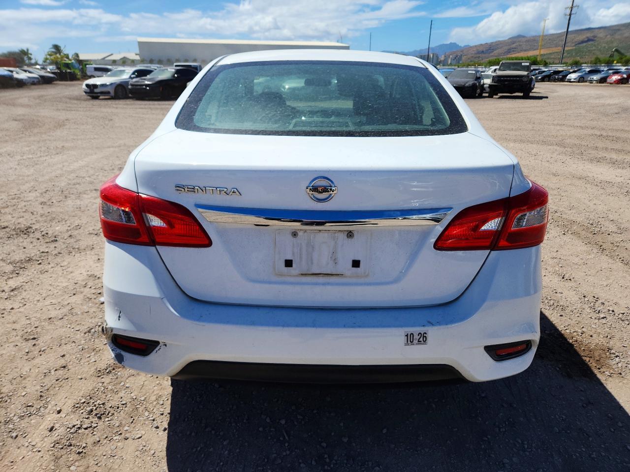 2018 Nissan Sentra S - zdjęcie 6