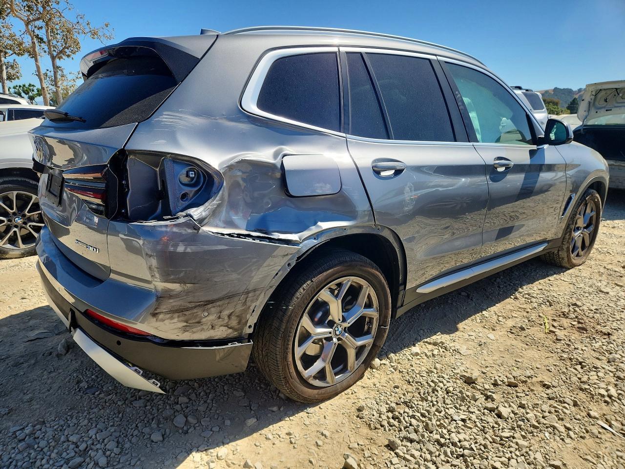 2024 BMW X3 xDrive30I - zdjęcie 3