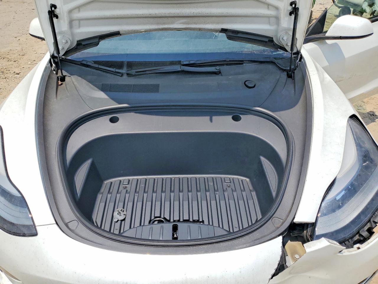 2023 Tesla Model 3 - zdjęcie 11