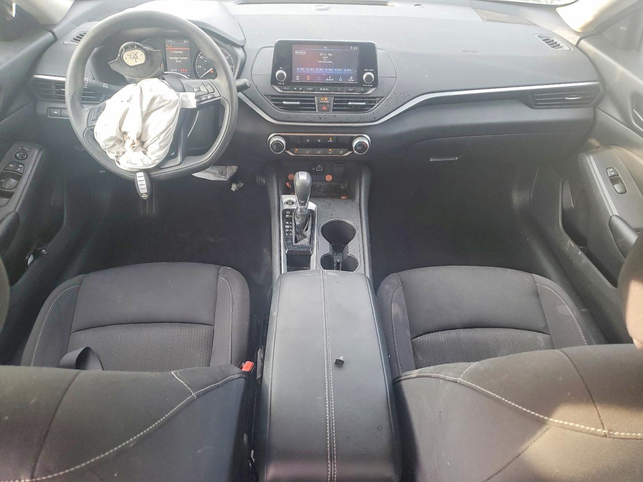 2024 Nissan Altima S - zdjęcie 8
