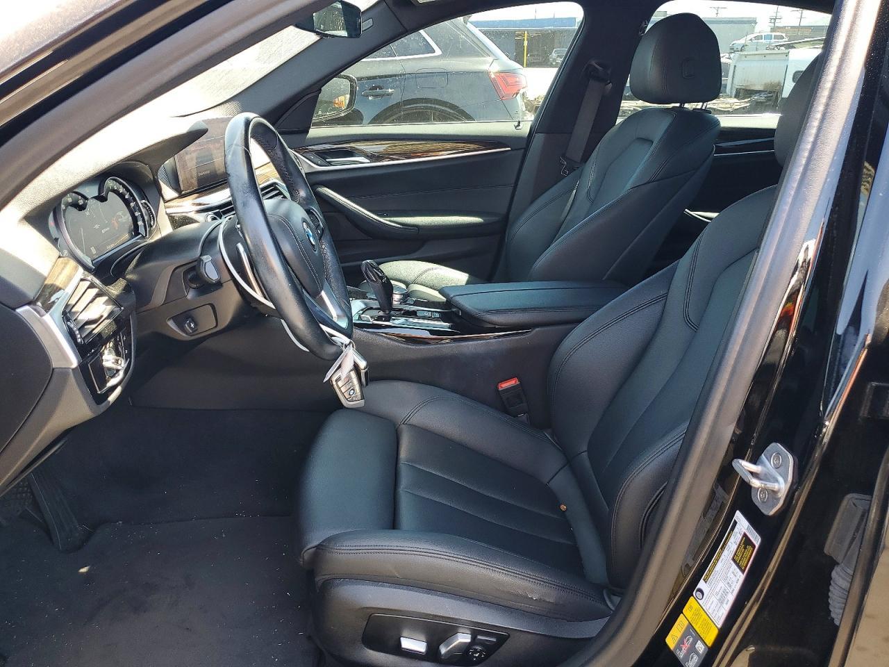 2019 BMW 530E - zdjęcie 7
