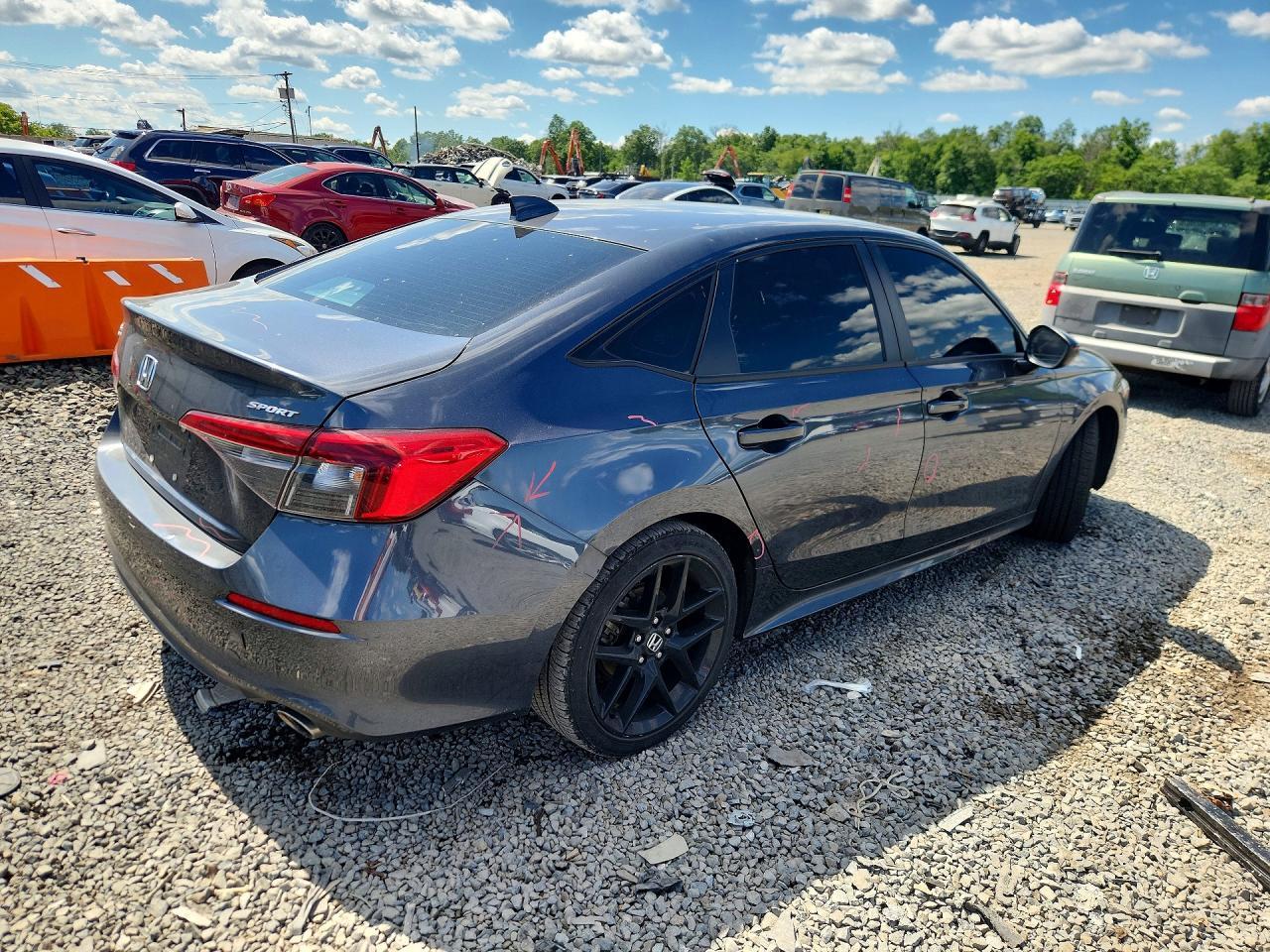 2023 Honda Civic Sport - zdjęcie 3