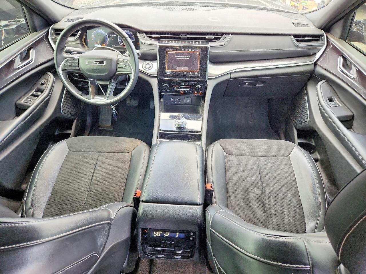 2022 Jeep Grand Cherokee L Laredo - zdjęcie 8