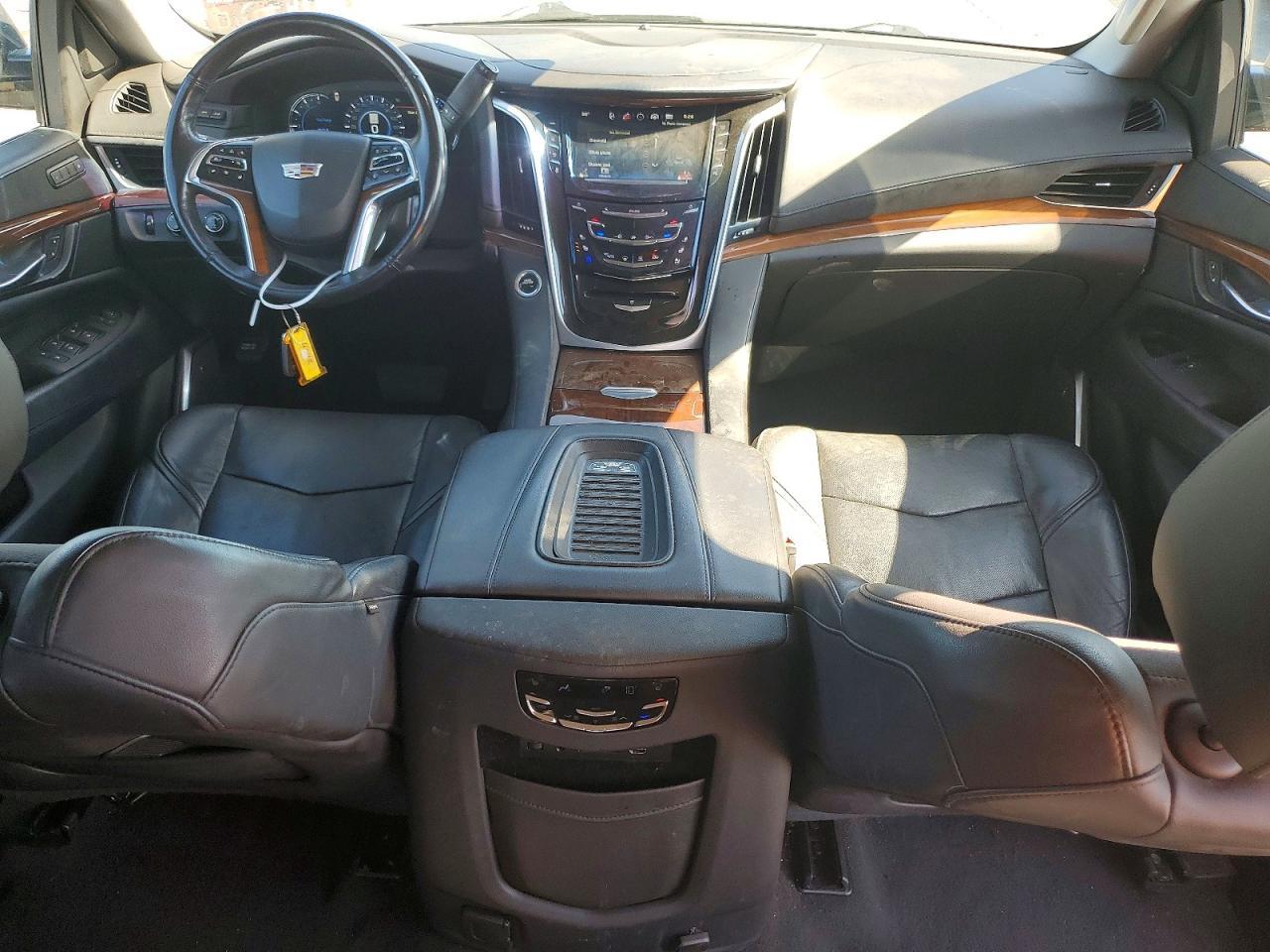 2019 Cadillac Escalade Luxury - zdjęcie 8