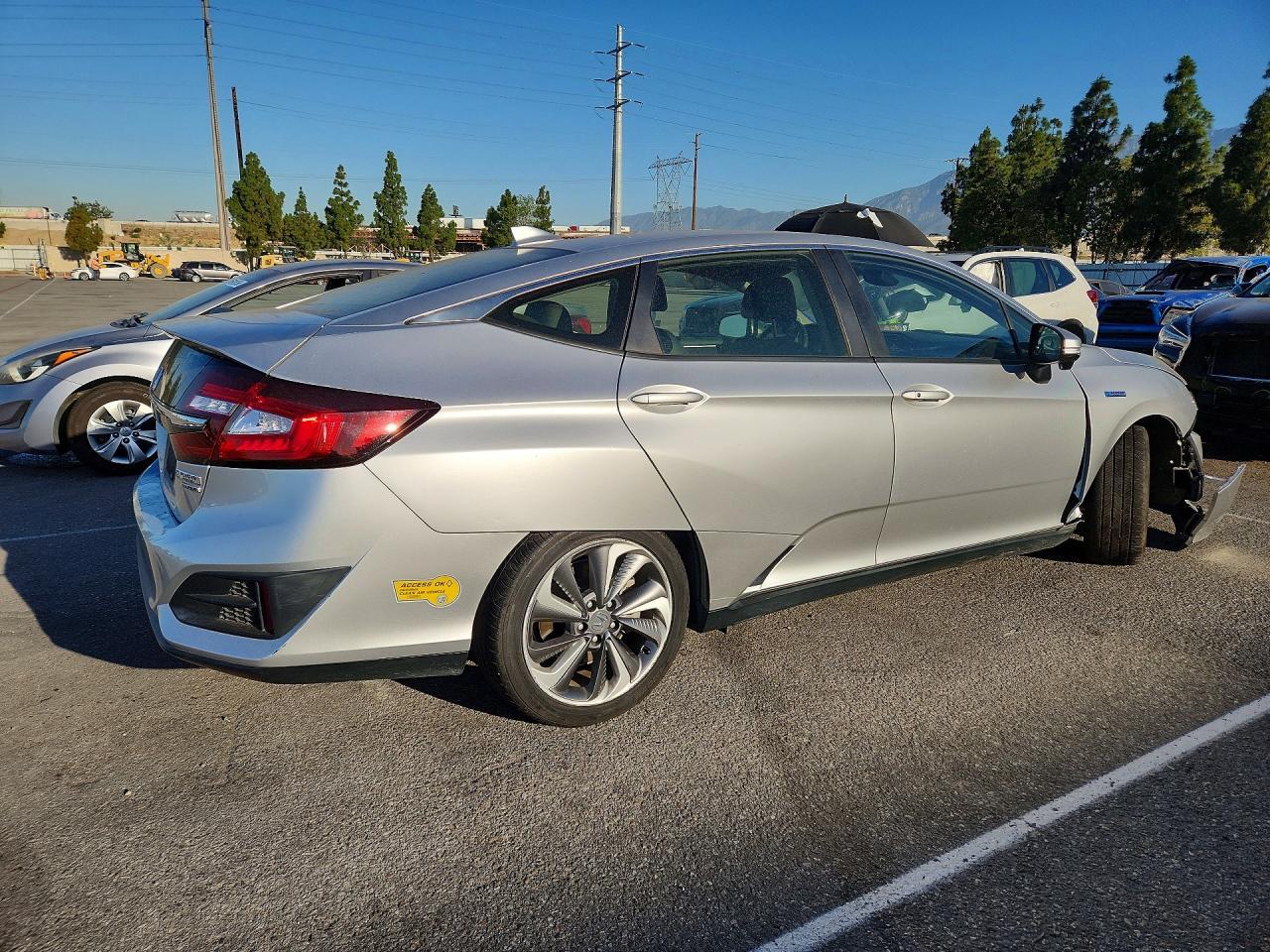 2021 Honda Clarity Touring - zdjęcie 3