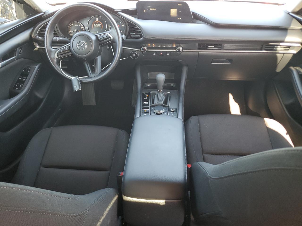2025 Mazda 3 - zdjęcie 8