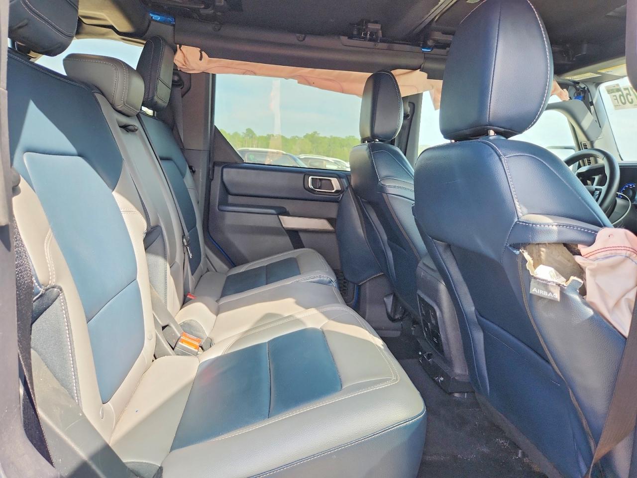 2021 Ford Bronco Base - zdjęcie 10