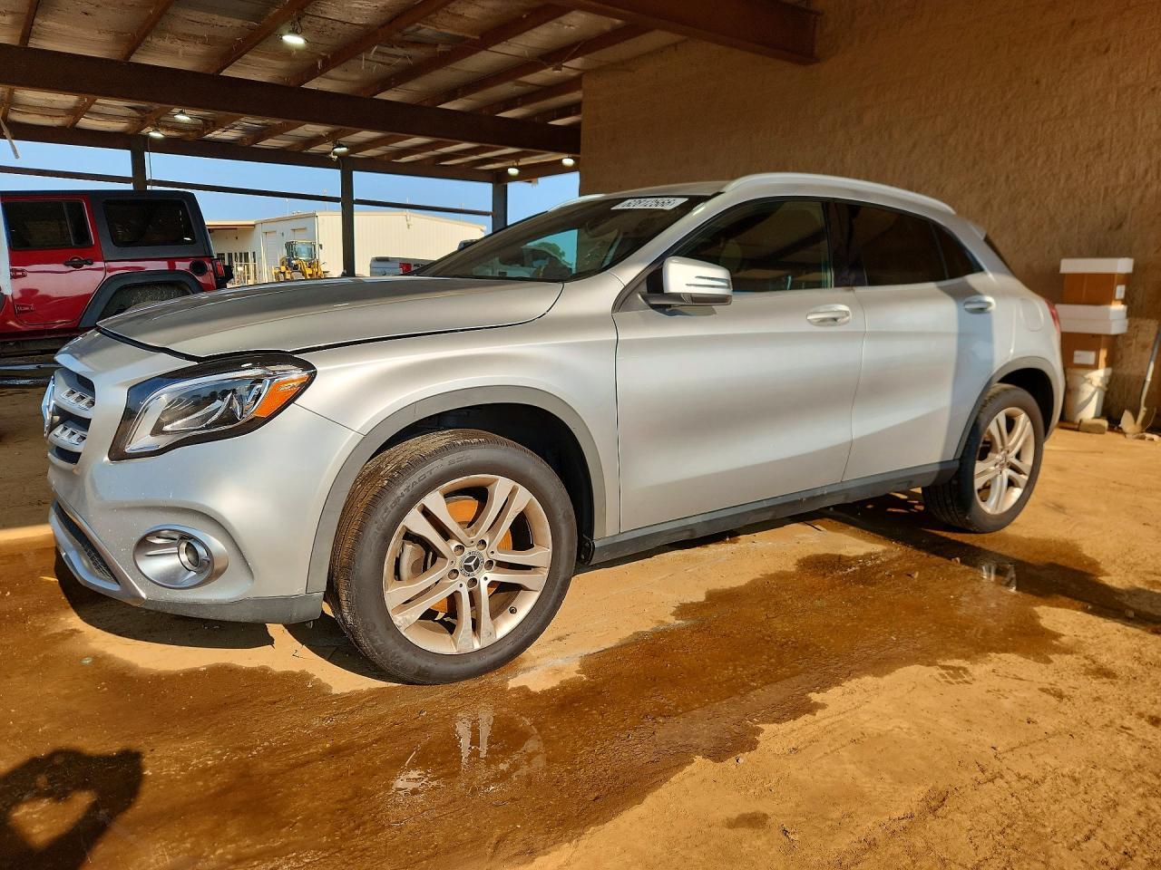 2019 Mercedes-Benz Gla 250 - zdjęcie główne