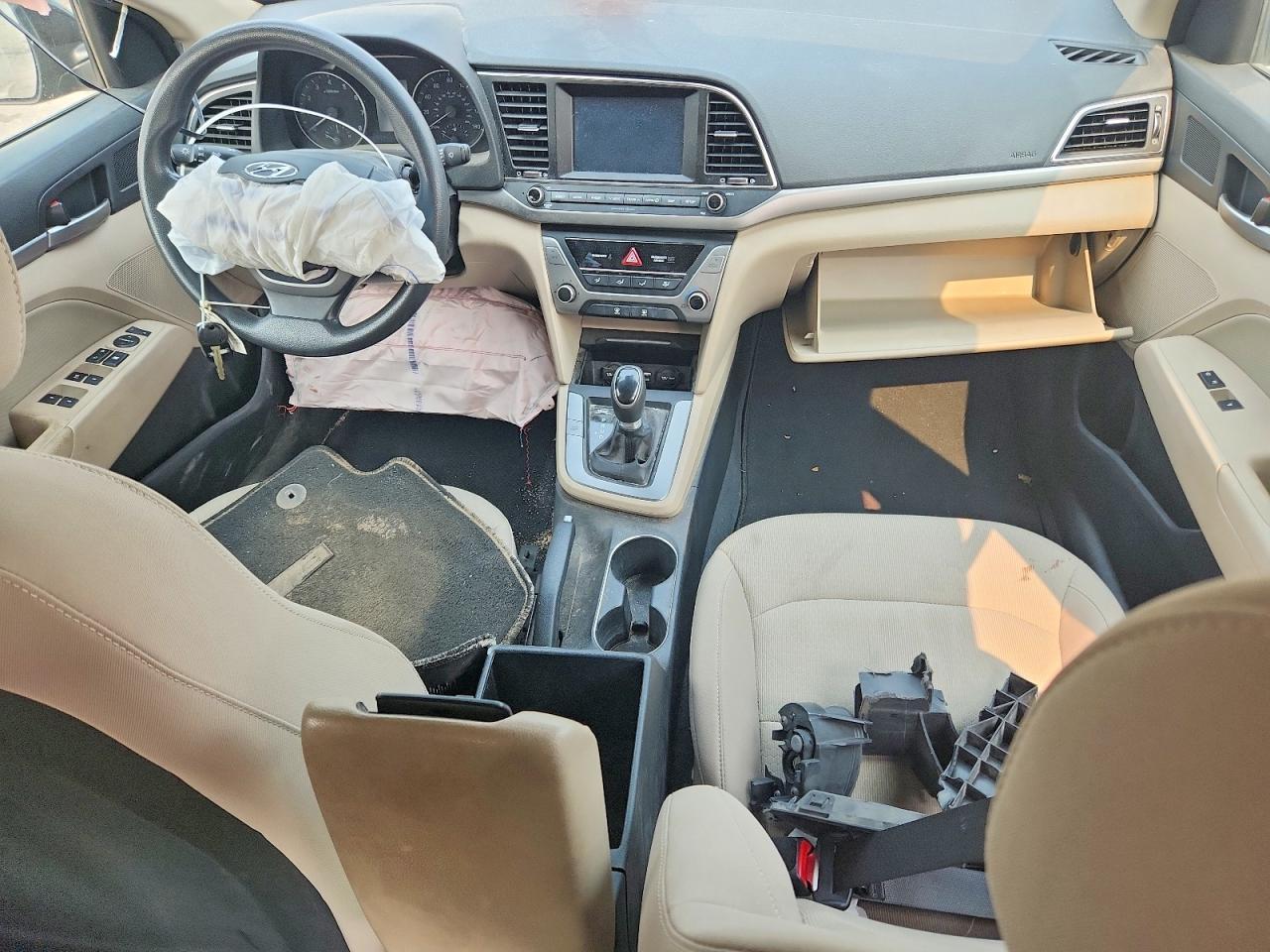2017 Hyundai Elantra Se - zdjęcie 8
