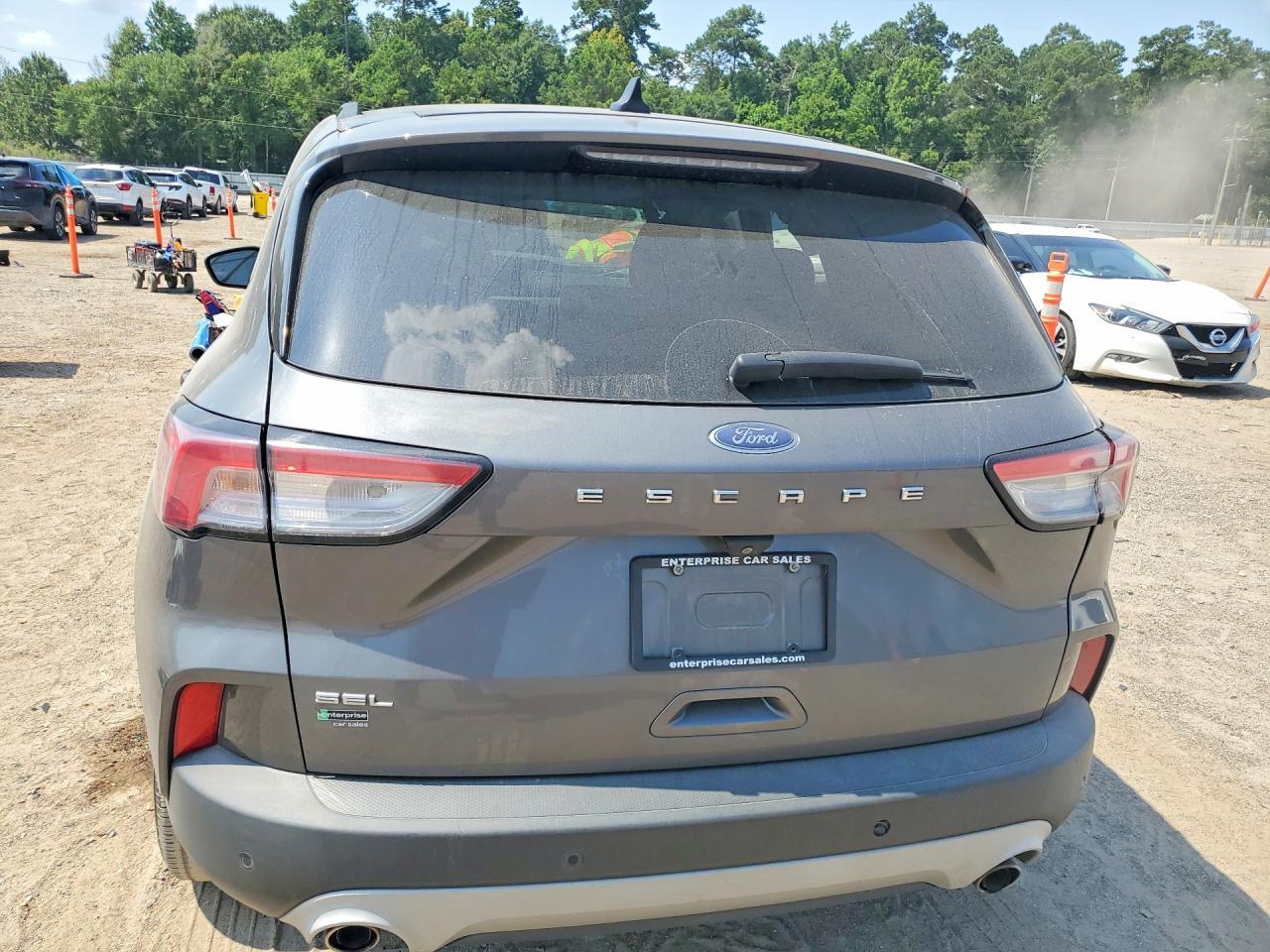 2021 Ford Escape Sel - zdjęcie 6
