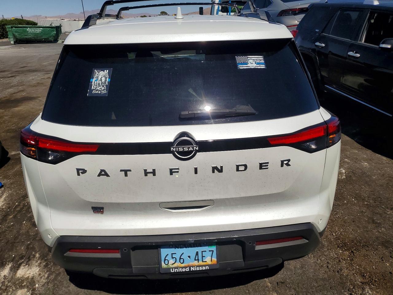 2025 Nissan Pathfinder Sv - zdjęcie 6