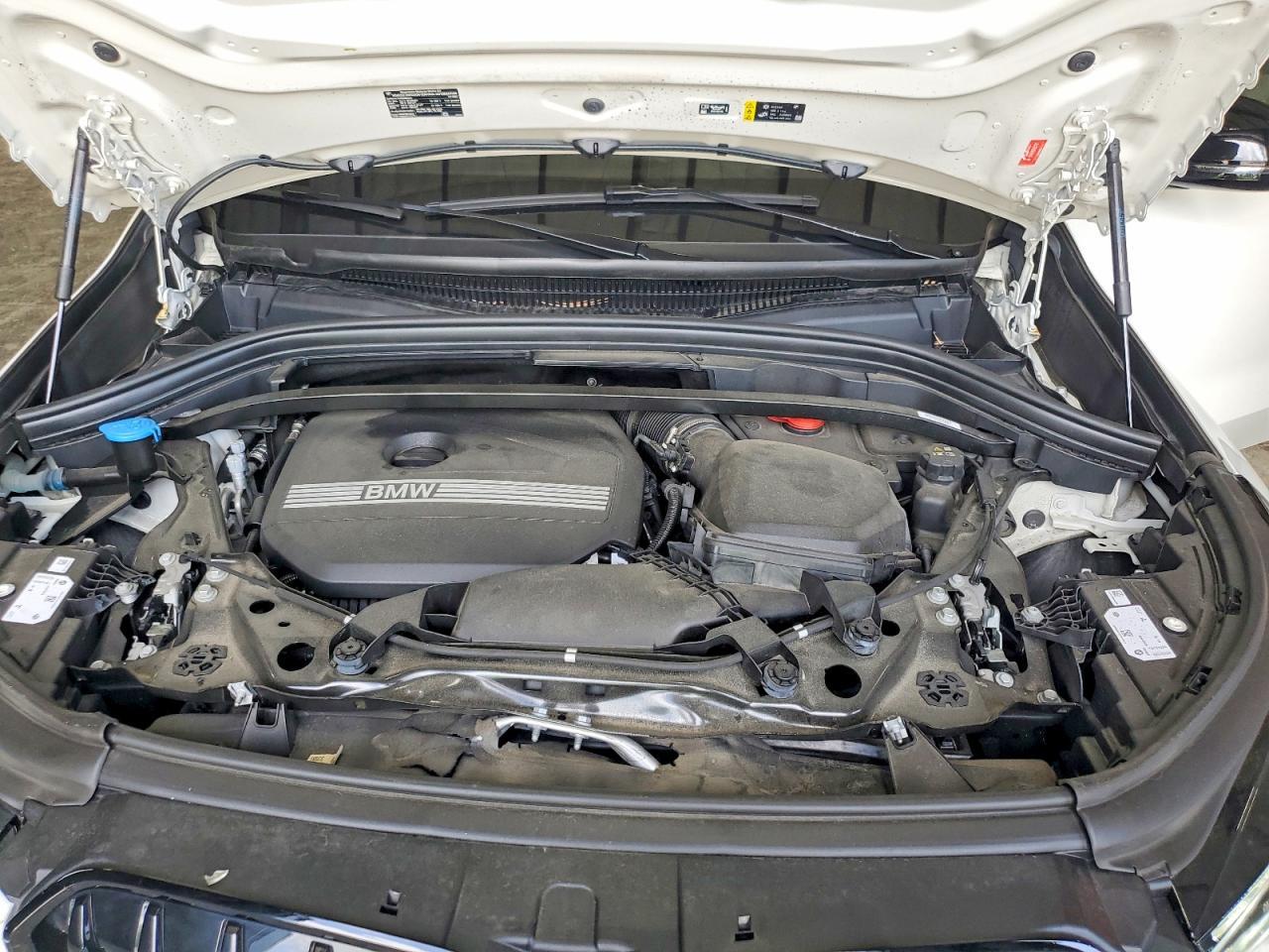 2023 BMW X1 xDrive28I - zdjęcie 11