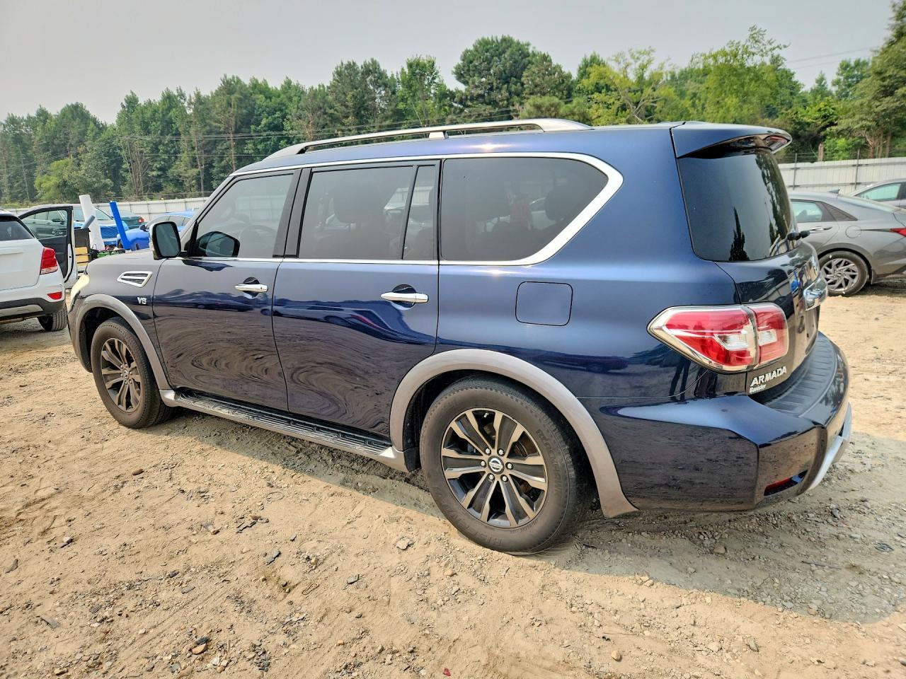 2017 Nissan Armada Platinum - zdjęcie 2