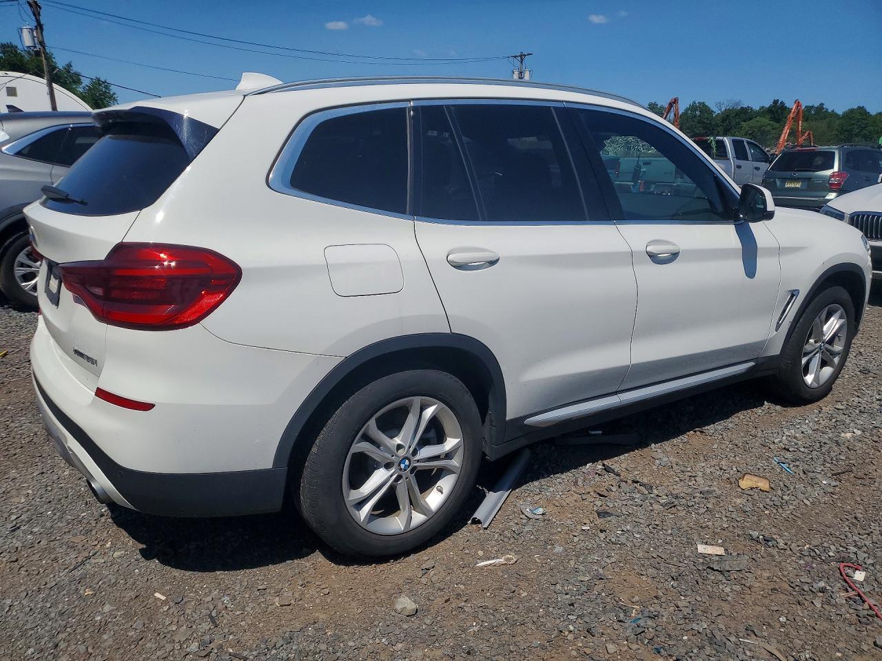 2020 BMW X3 xDrive30I - zdjęcie 3