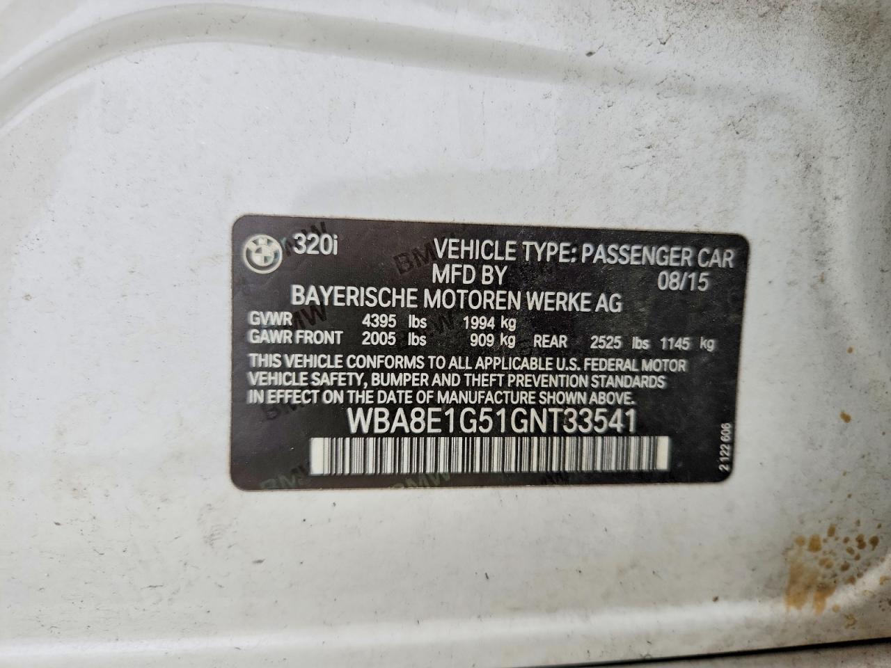2016 BMW 320 I - zdjęcie 12
