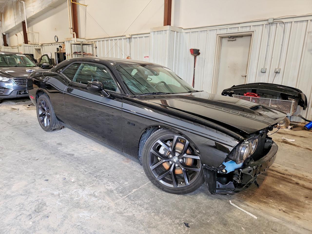2023 Dodge Challenger R/T - zdjęcie 4