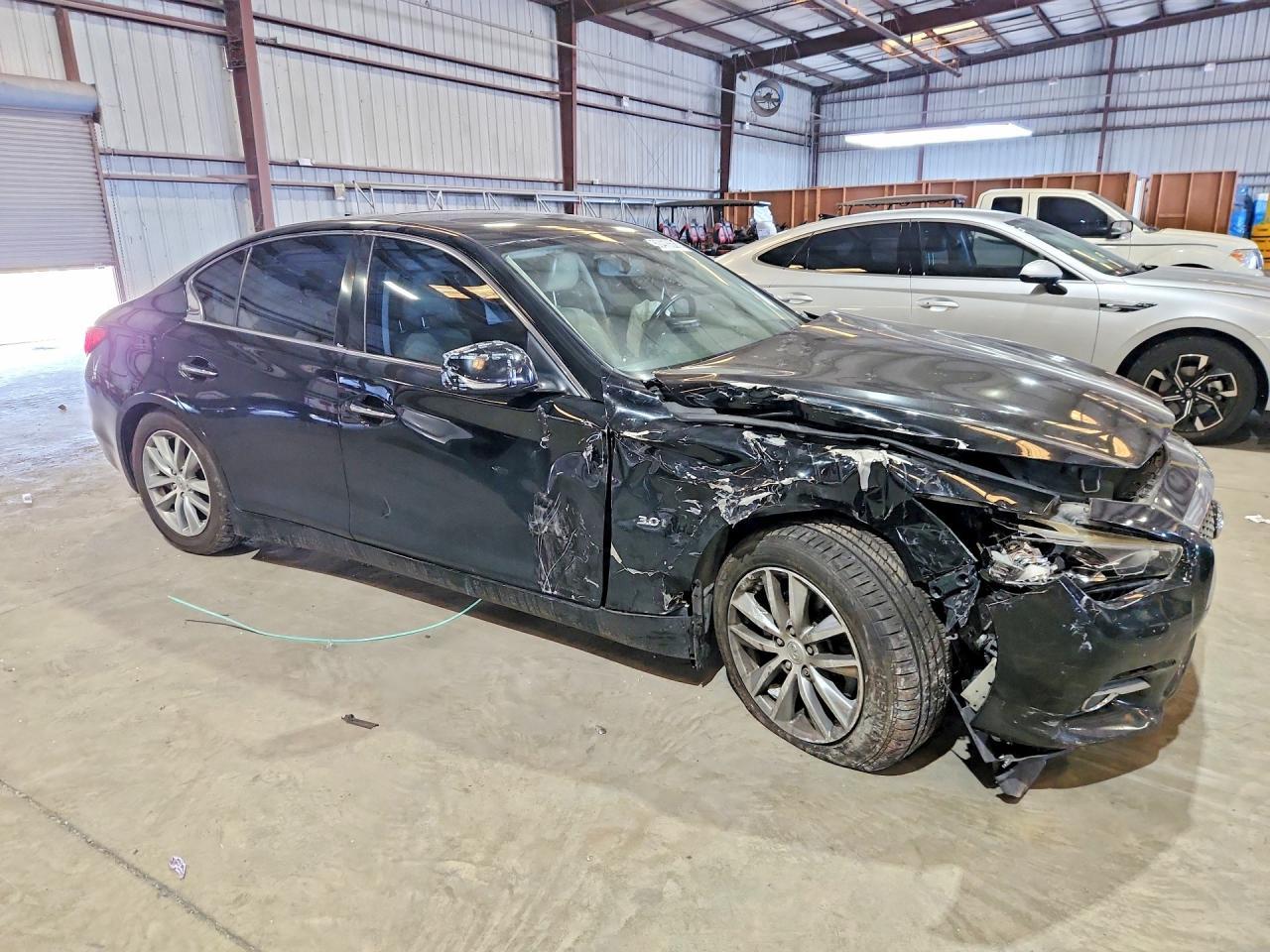 2016 Infiniti Q50 3.0T Premium - zdjęcie 4