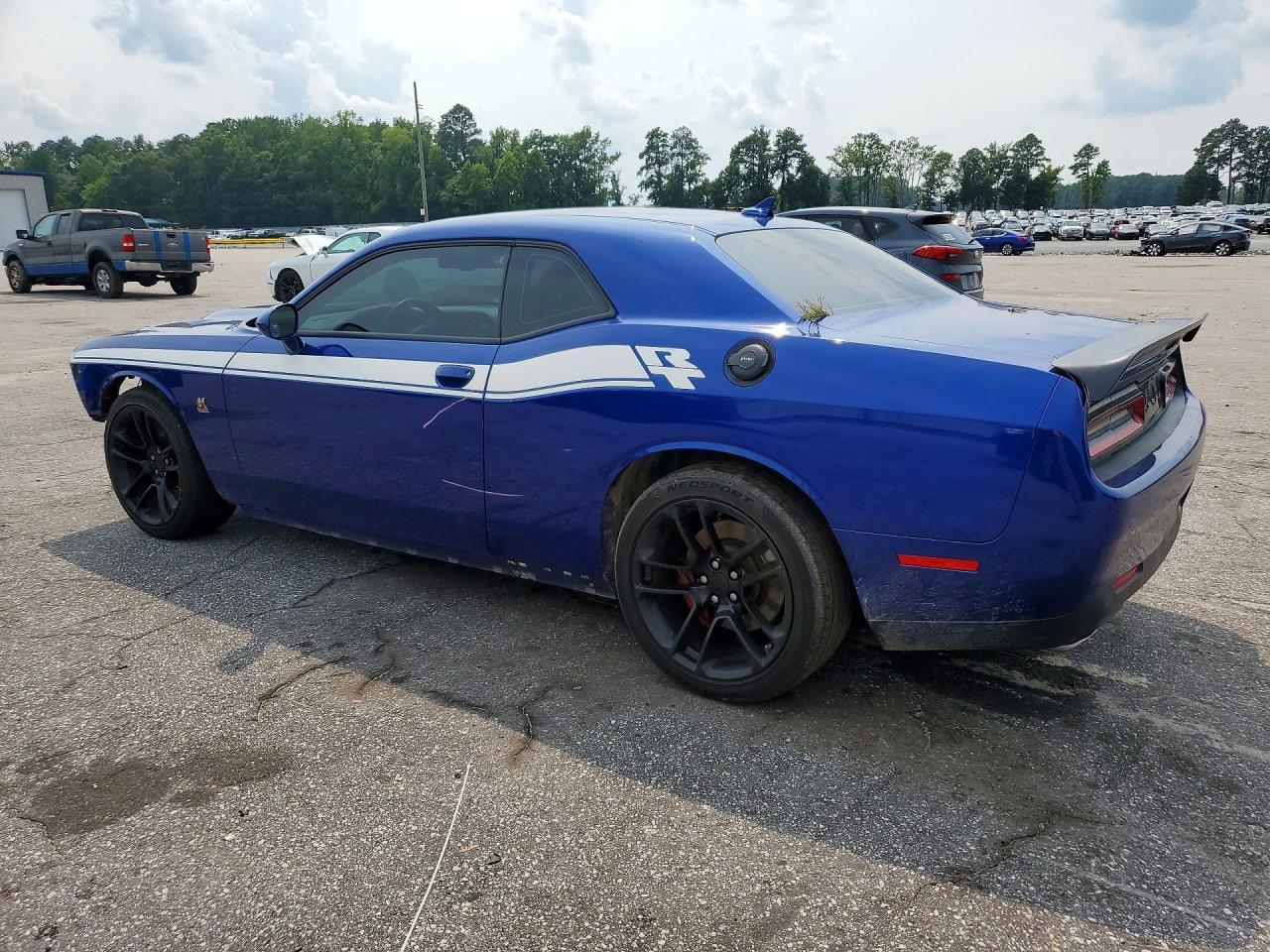2022 Dodge Challenger R/T Scat Pack - zdjęcie 2