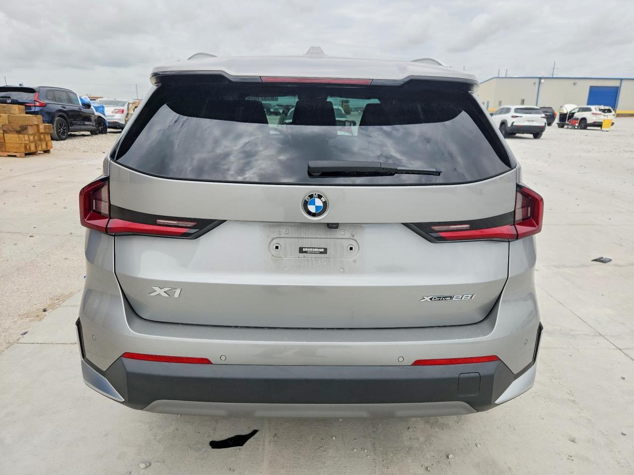 2023 BMW X1 xDrive28I - zdjęcie 6