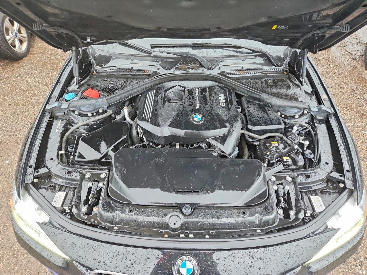 2018 BMW Seria 3 330i - zdjęcie 11