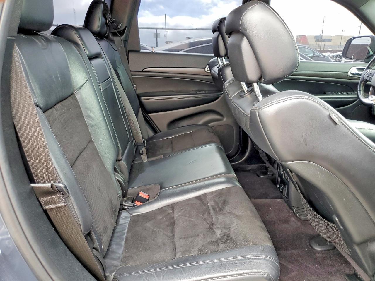 2017 Jeep Grand Cherokee Laredo - zdjęcie 10