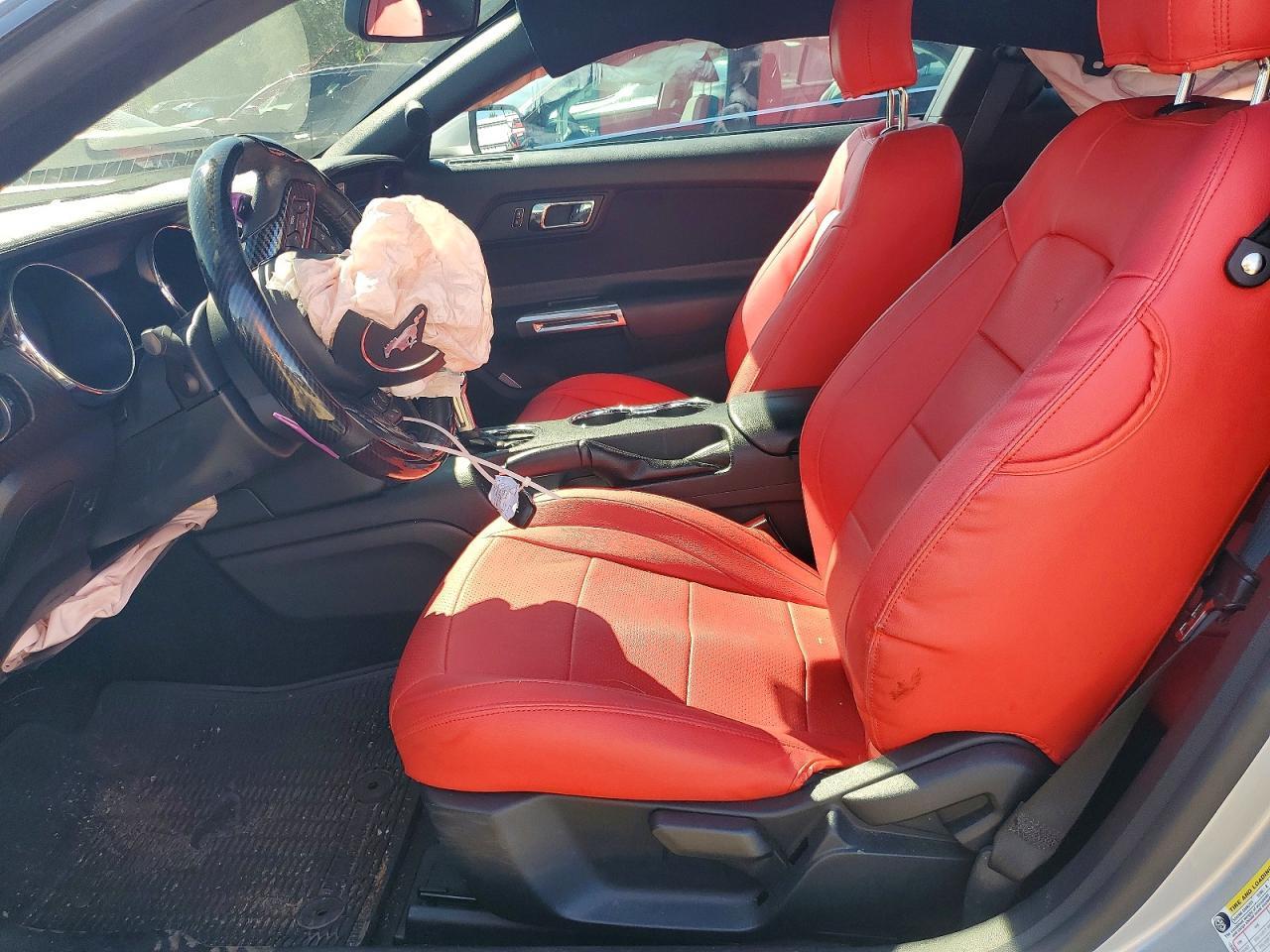 2016 Ford Mustang - zdjęcie 7