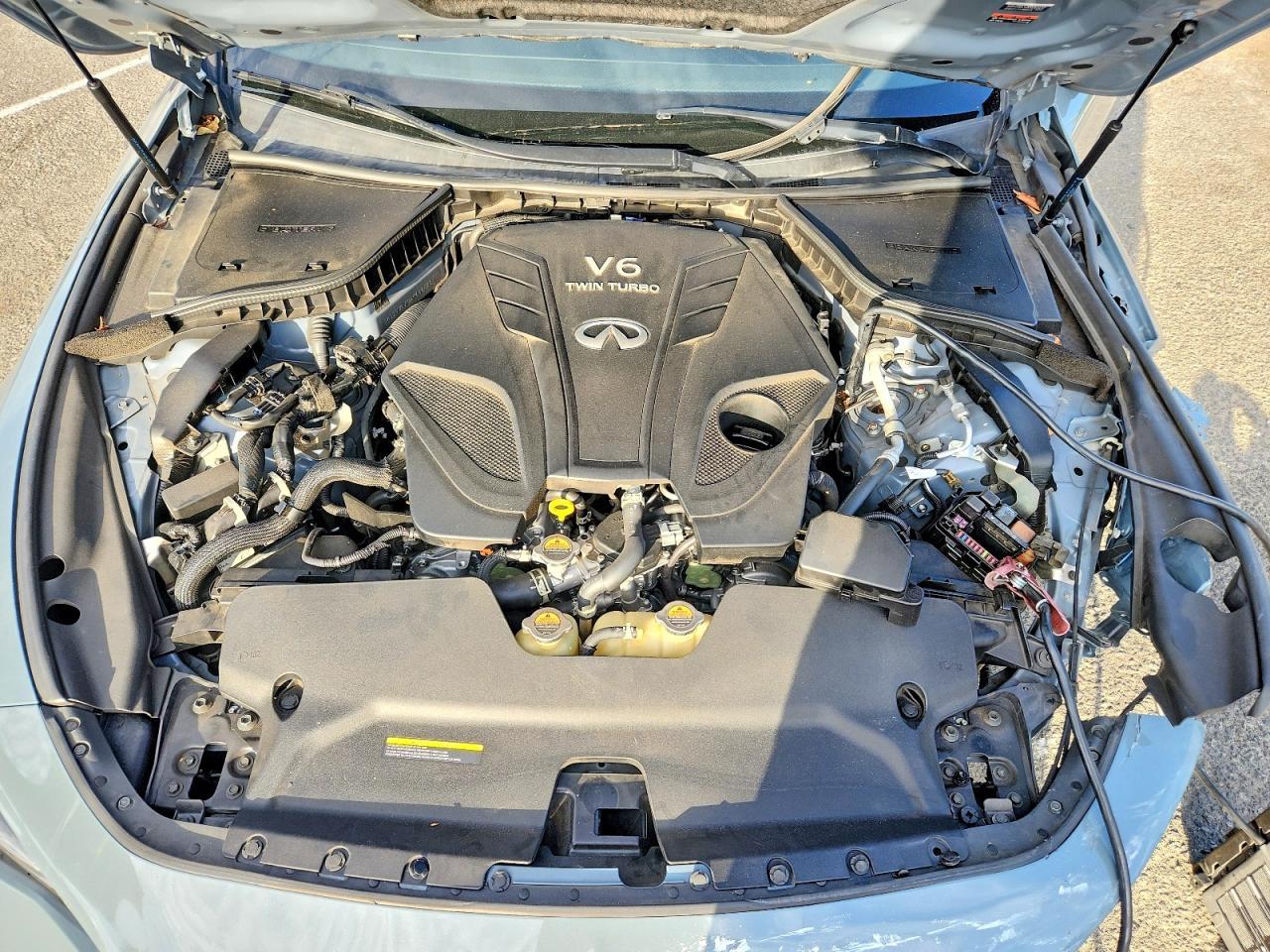 2022 Infiniti Q60 Red Sport 400 - zdjęcie 11