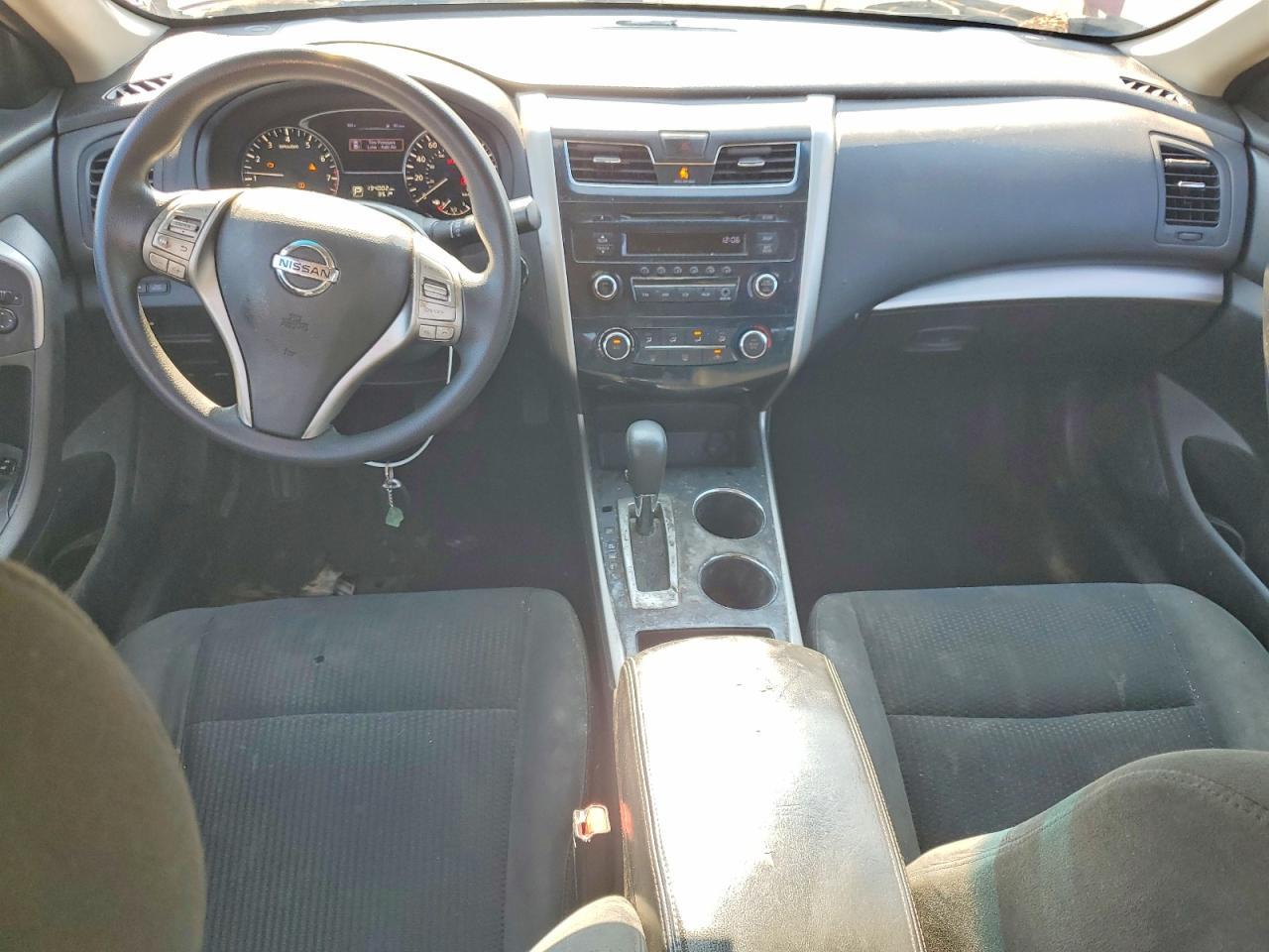 2015 Nissan Altima 2.5 S - zdjęcie 8