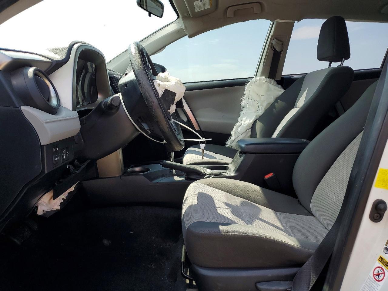 2015 Toyota Rav4 Le - zdjęcie 7