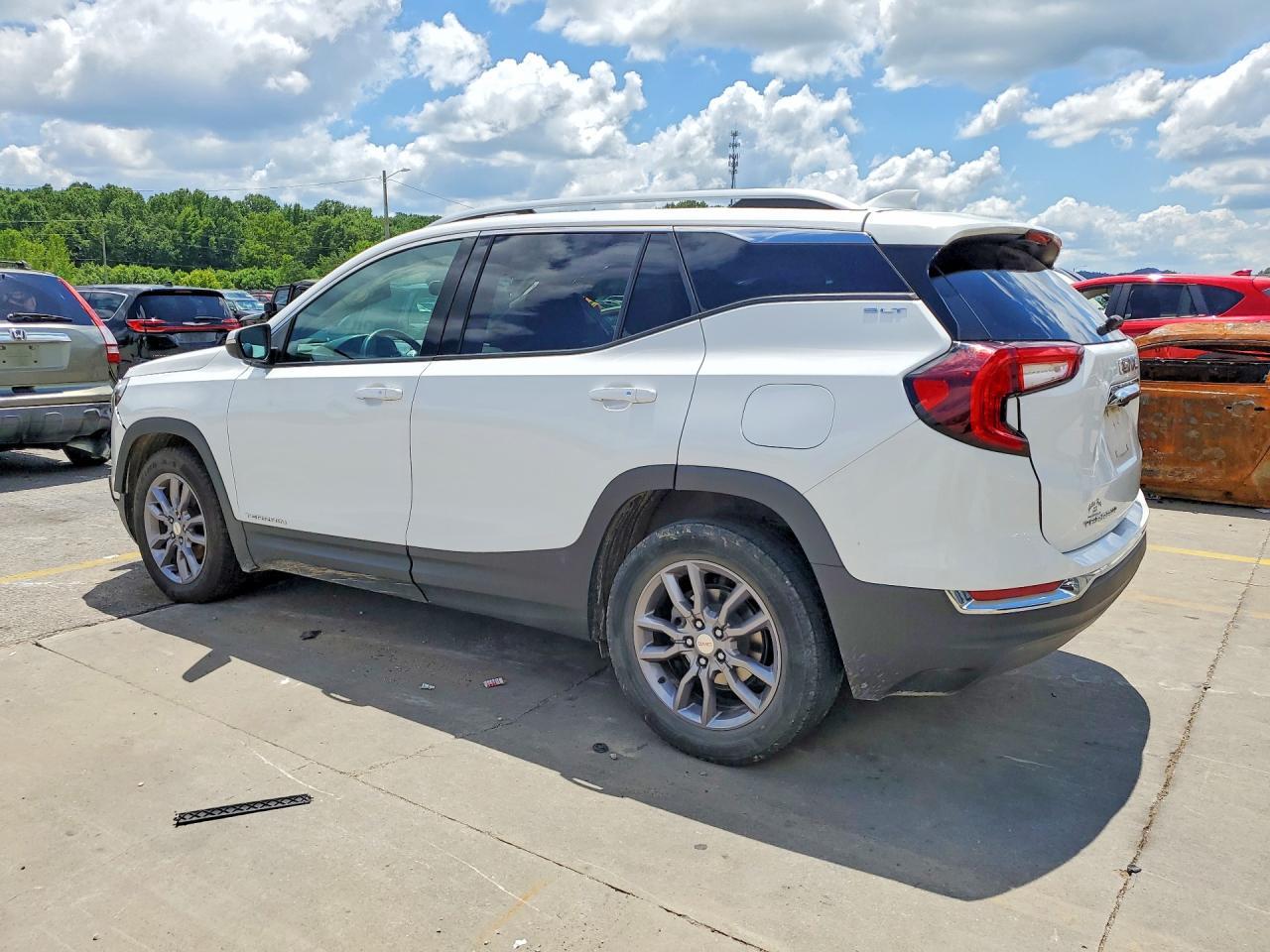 2023 GMC Terrain Slt - zdjęcie 2