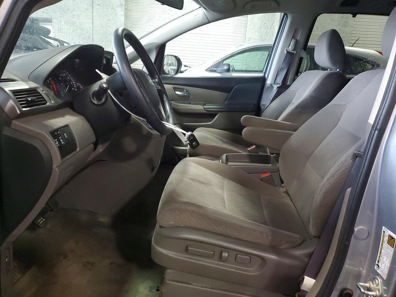 2016 Honda Odyssey Se - zdjęcie 7