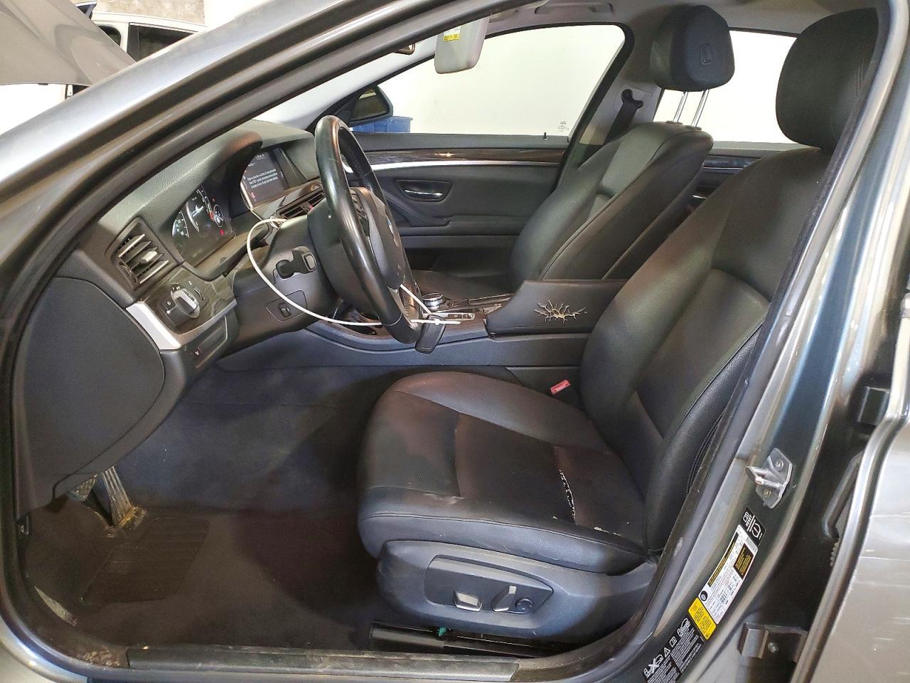 2015 BMW Seria 5 528i - zdjęcie 7