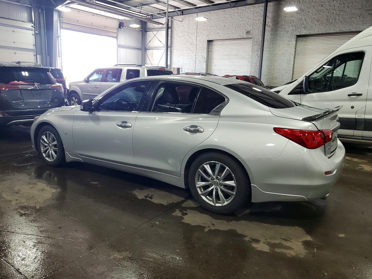 2015 Infiniti Q50 Premium - zdjęcie 2