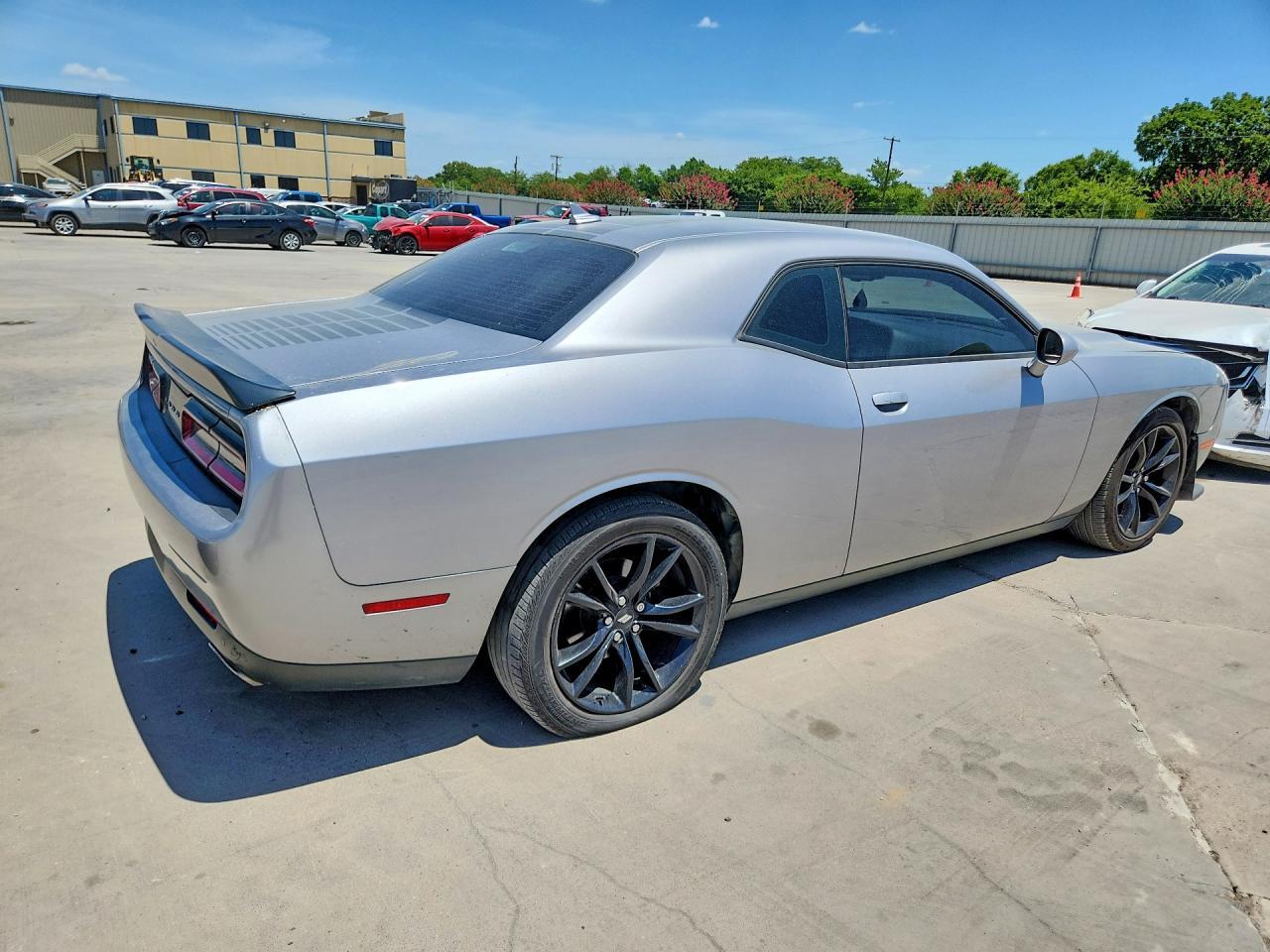 2017 Dodge Challenger Sxt - zdjęcie 3