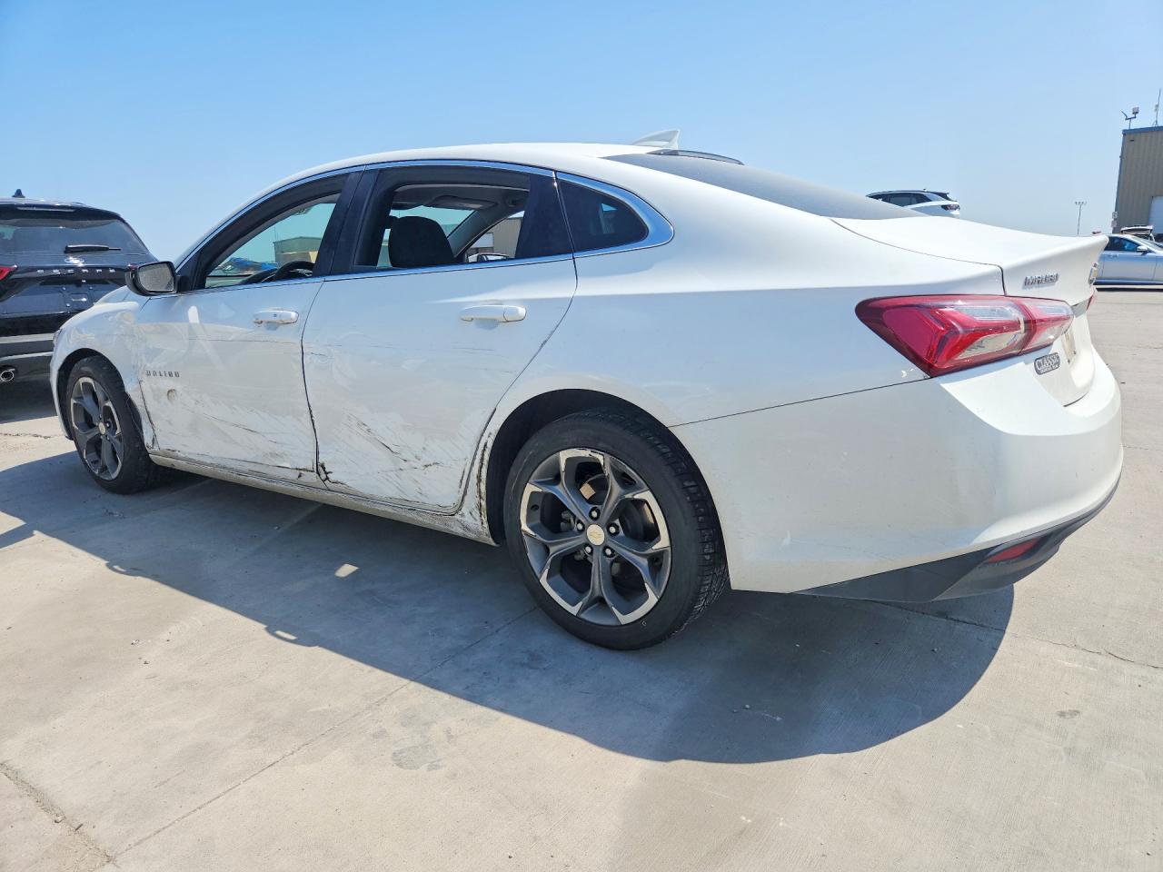 2020 Chevrolet Malibu Lt - zdjęcie 2