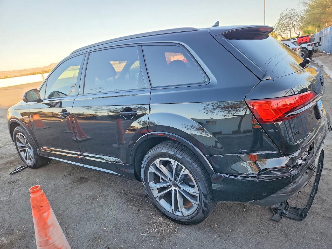 2026 Audi Q7 Premium Plus - zdjęcie 2